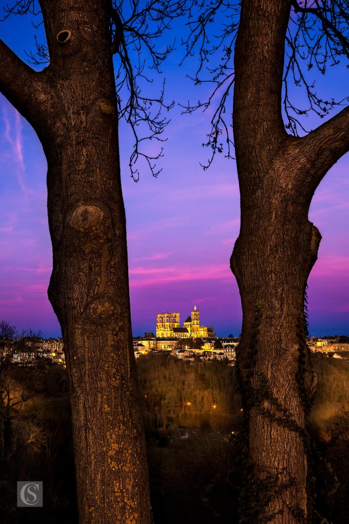 Laon - Vue sur la Cathédrale Notre-Dame de Laon