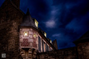 Laon - Entrée de l'Hôtel Dieu