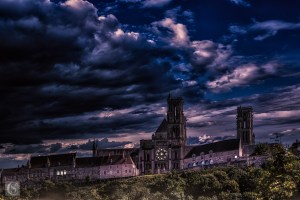 Laon - Vue sur la Cathédrale Notre-Dame de Laon